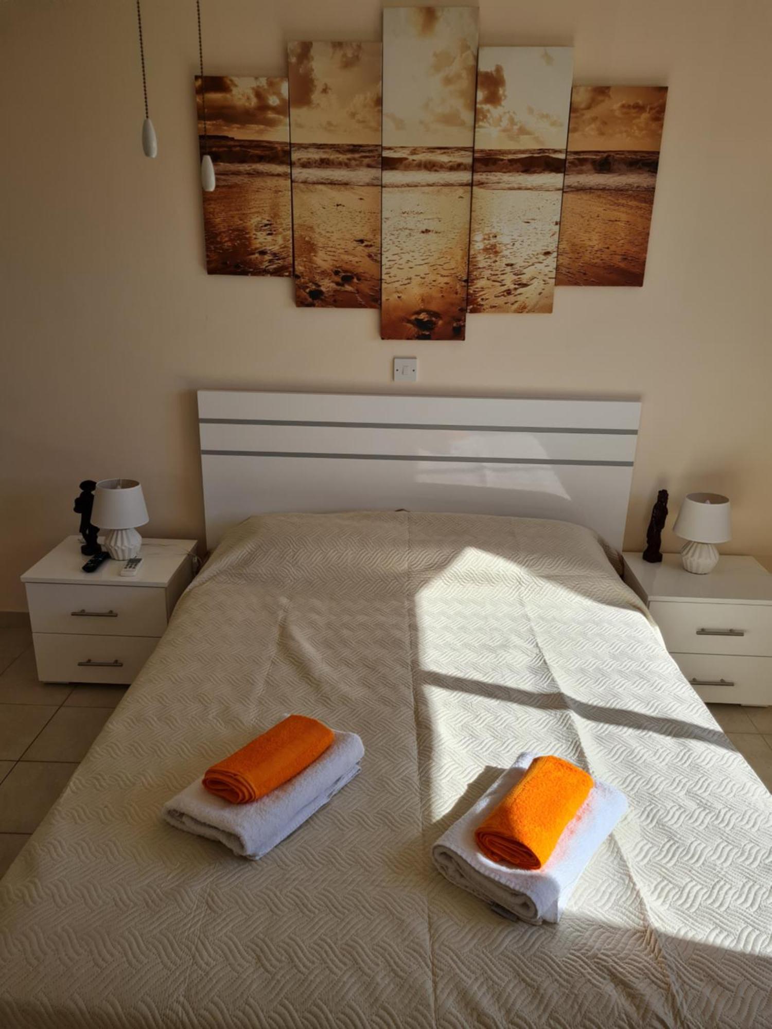 Michaela'S Apartment Paphos 外观 照片
